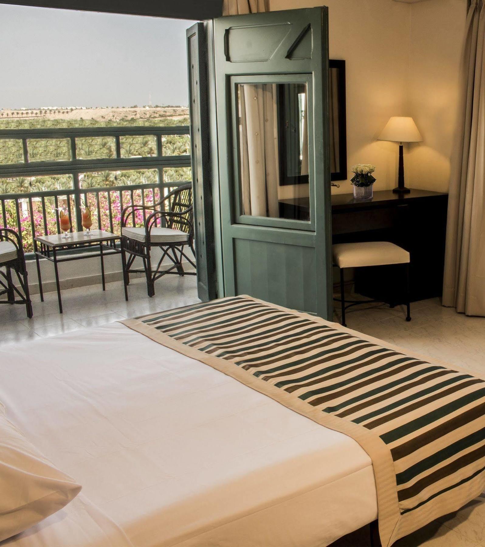 Jaz Neo Naama Bay 4* Sharm El-Sheikh